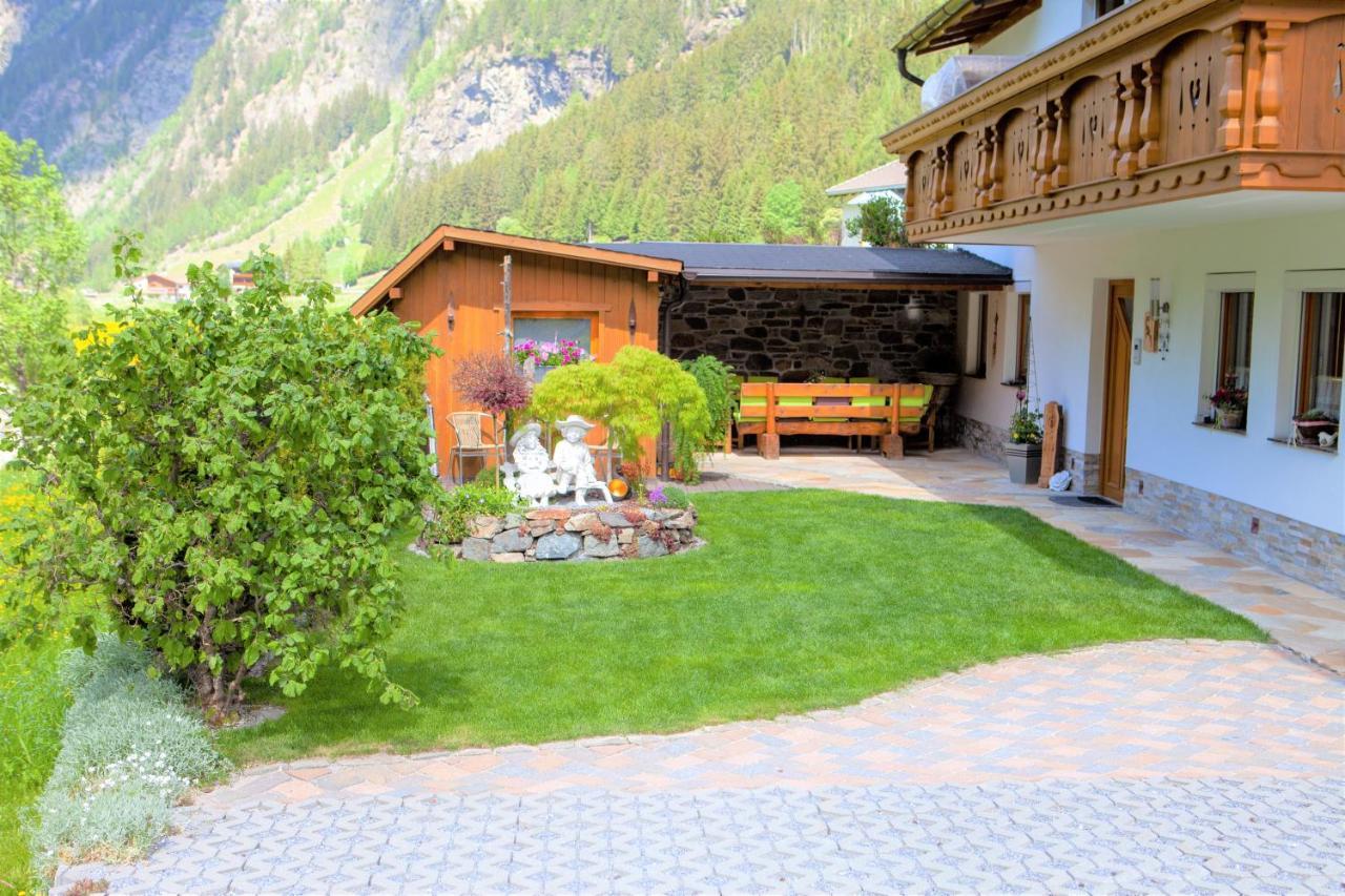 Apart Harmonie Kaunertal Exteriör bild